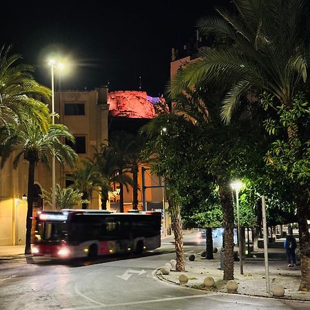 Luxury Apartments Near The Beach And Downtown Centrum 8 Alicante Exterior photo